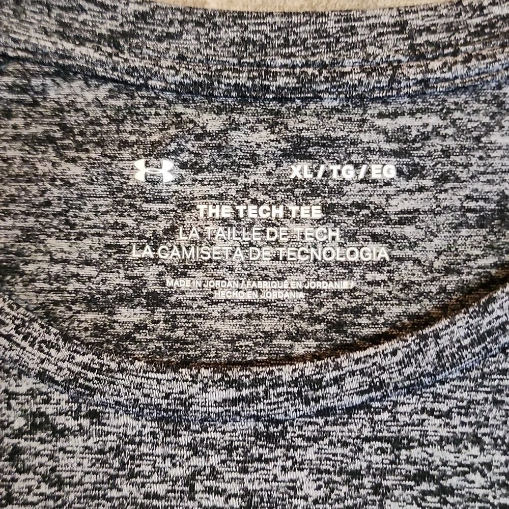 Under Armour men's TShirt - Picture 4 of 9